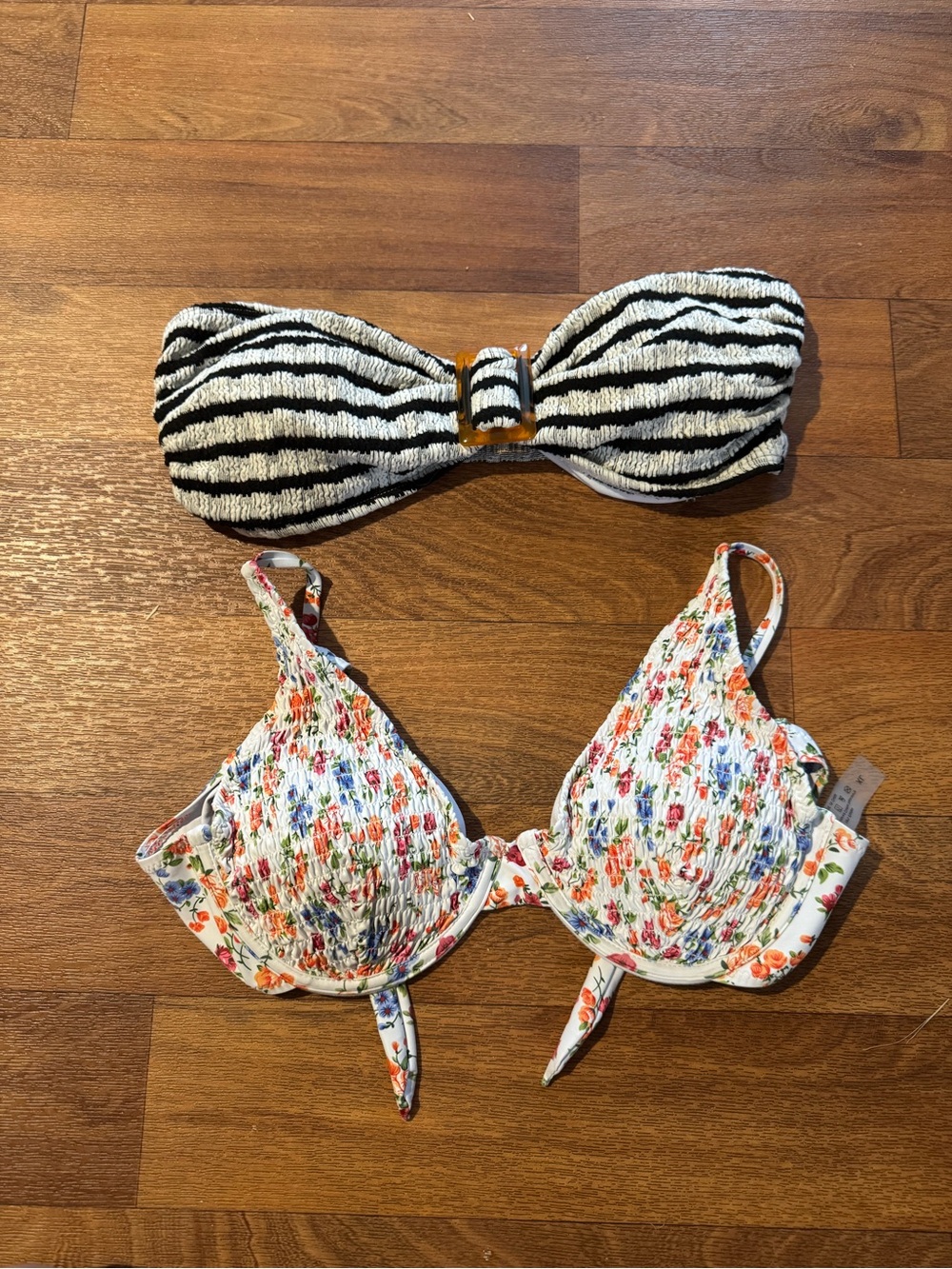 Set of Two Women's Bikini Tops - Black And White Bandeau & Floral Underwire XL&L